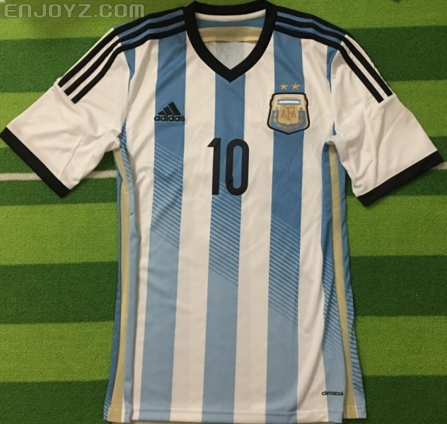 巴萨球衣球迷版和球员版区别_阿根廷球衣球迷版_2022年阿根廷世界杯球衣球迷版