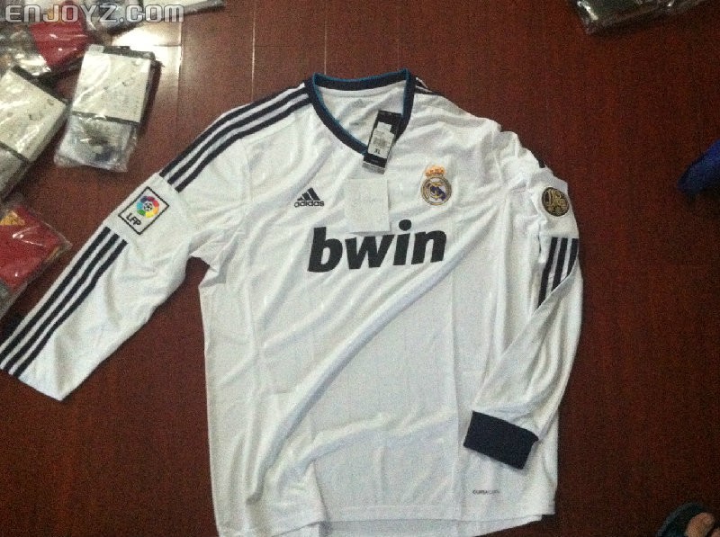 柜正品adidas 12\/13皇马主场比赛球衣 、XL码