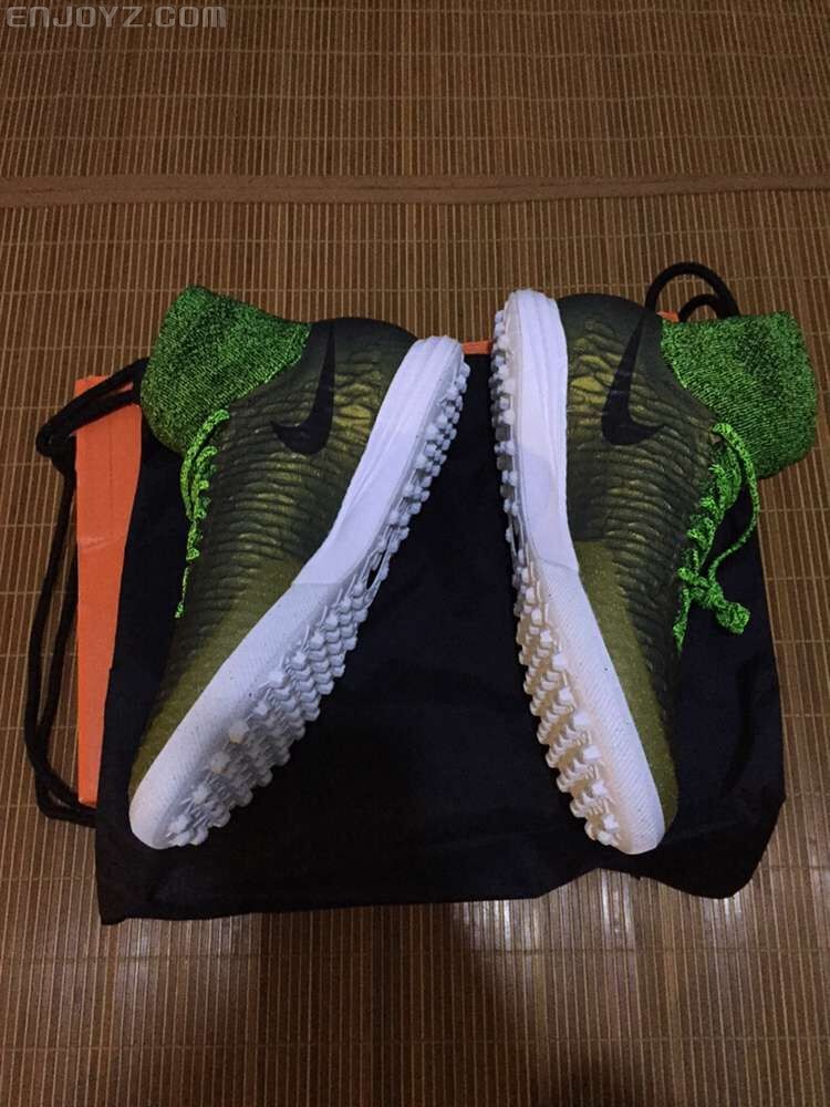 nike magistax proximo tf鬼牌超顶tf电石火花718359