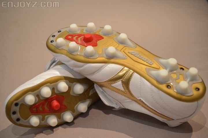 白金新贵-莫雷拉Morelia MD_足球鞋综合讨论_