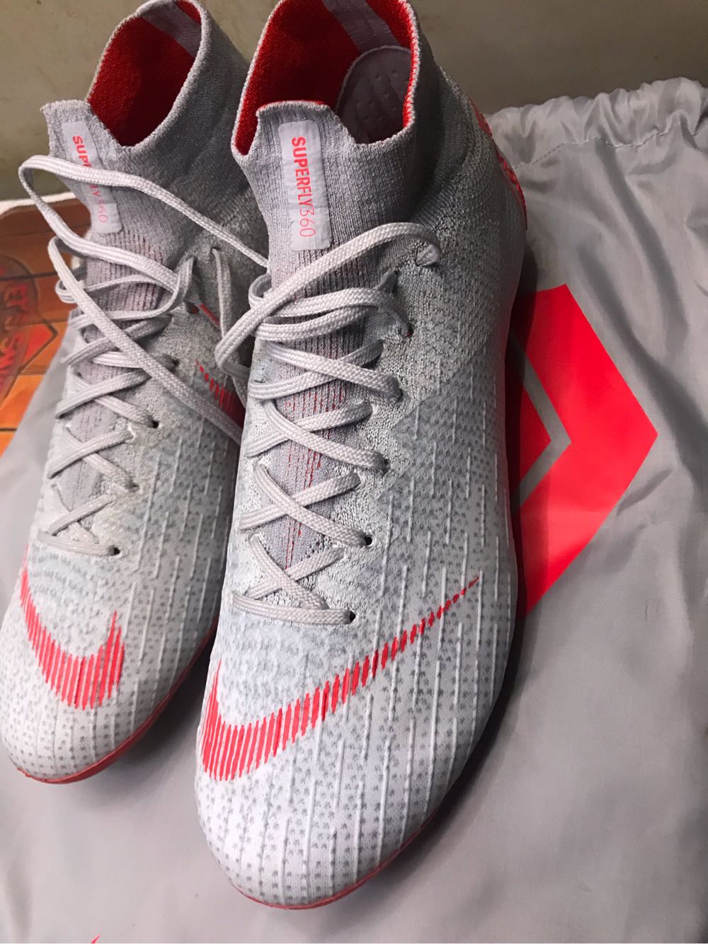 刺客12 sf6超顶ag 42.5码,原袋原盒