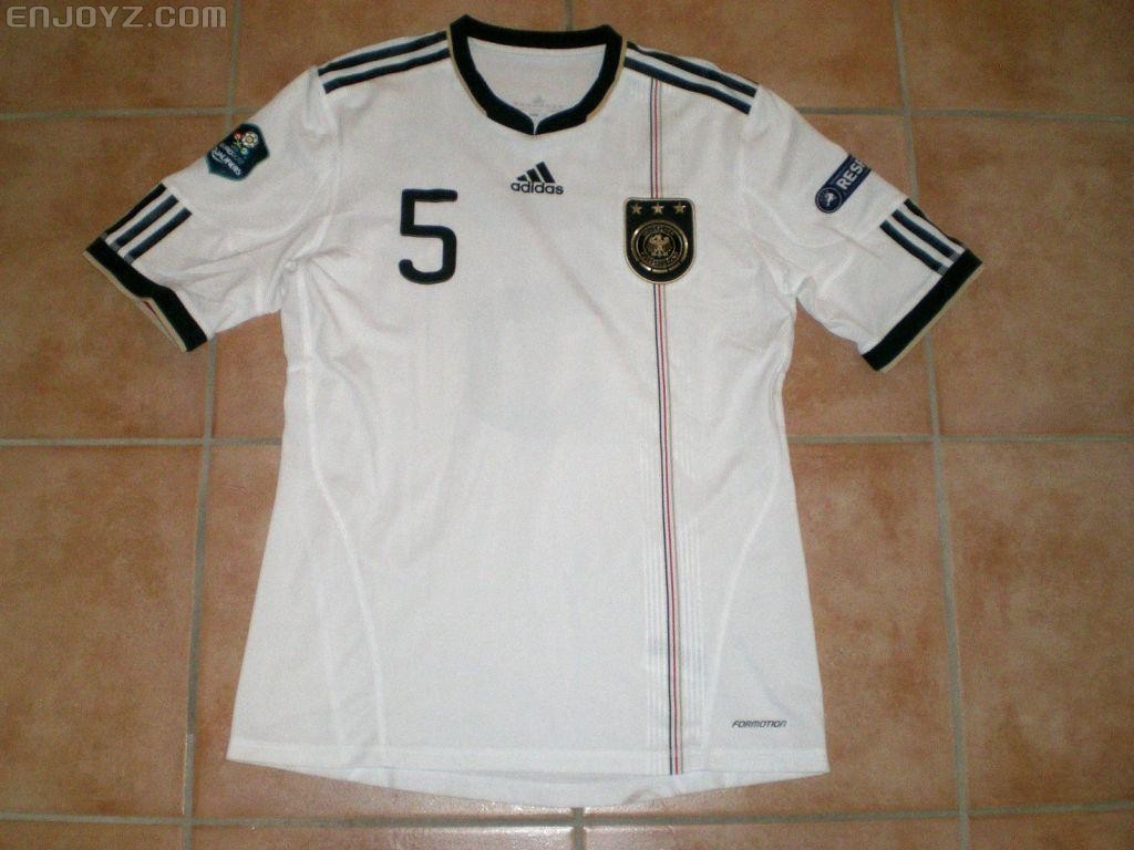 2012 UEFA European Cup Qualifiers Germany Home Match Issued, No.5 Mats Hummels_1.jpg