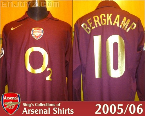 0506 Home UCL Bergkamp.jpg