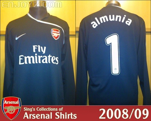 0809 GK Almunia UCL.jpg