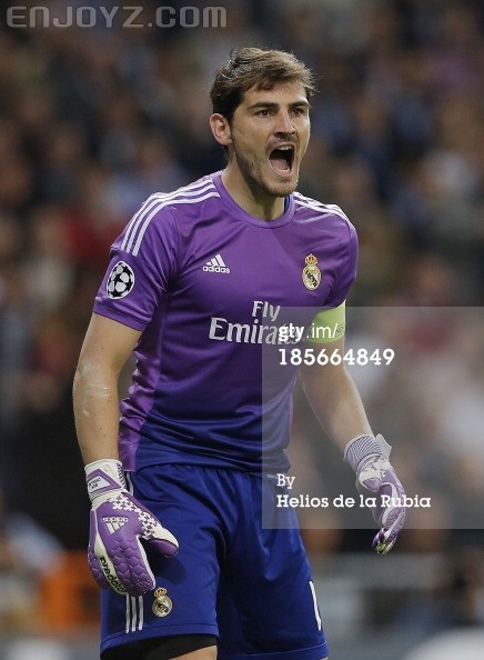 casillas purple.jpg