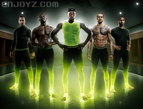 Nike-Recovery-Hypertight_01.jpg