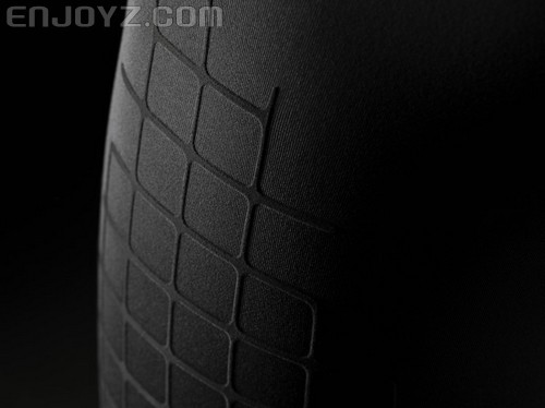 Nike-Recovery-Hypertight_05.jpg