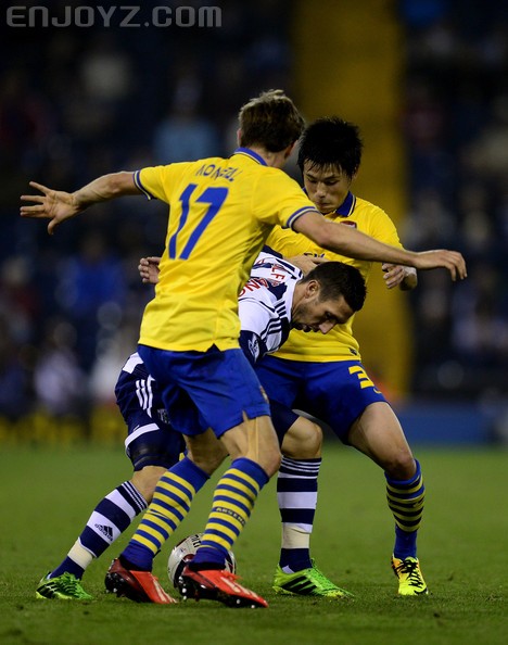 Nacho Monreal West Bromwich Albion v Arsenal JkkWgpj8j_Dl.jpg