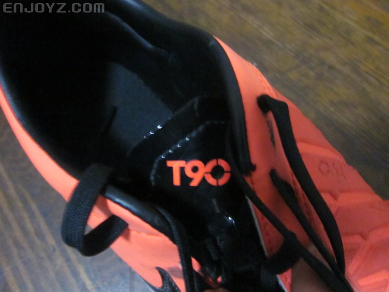 T90的logo