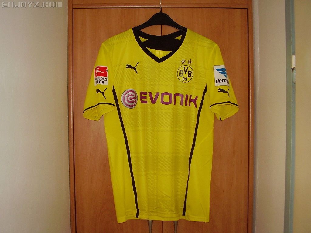 2013-2014 Borussia Dortmund Home Match Issued, No.15 HUMMELS_1.jpg
