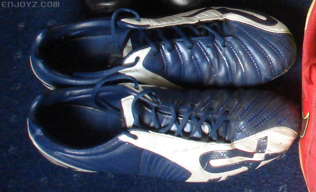 Umbro SX.jpg