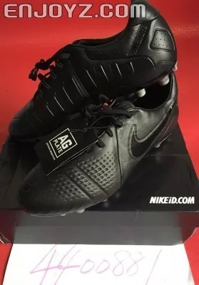 Nike ID CTR360 全黑限量版次顶级AG足球鞋