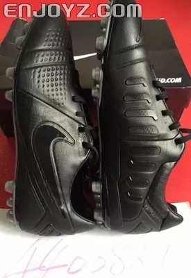 Nike ID CTR360 全黑限量版次顶级AG足球鞋