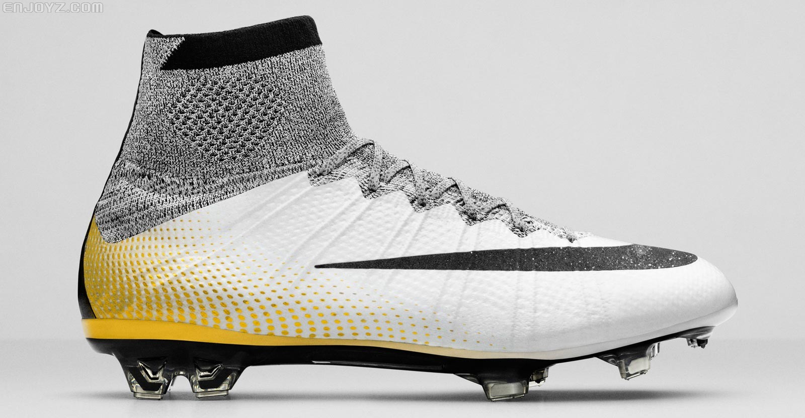 nike-mercurial-superfly-cr7-324k-gold-boots-1.jpg