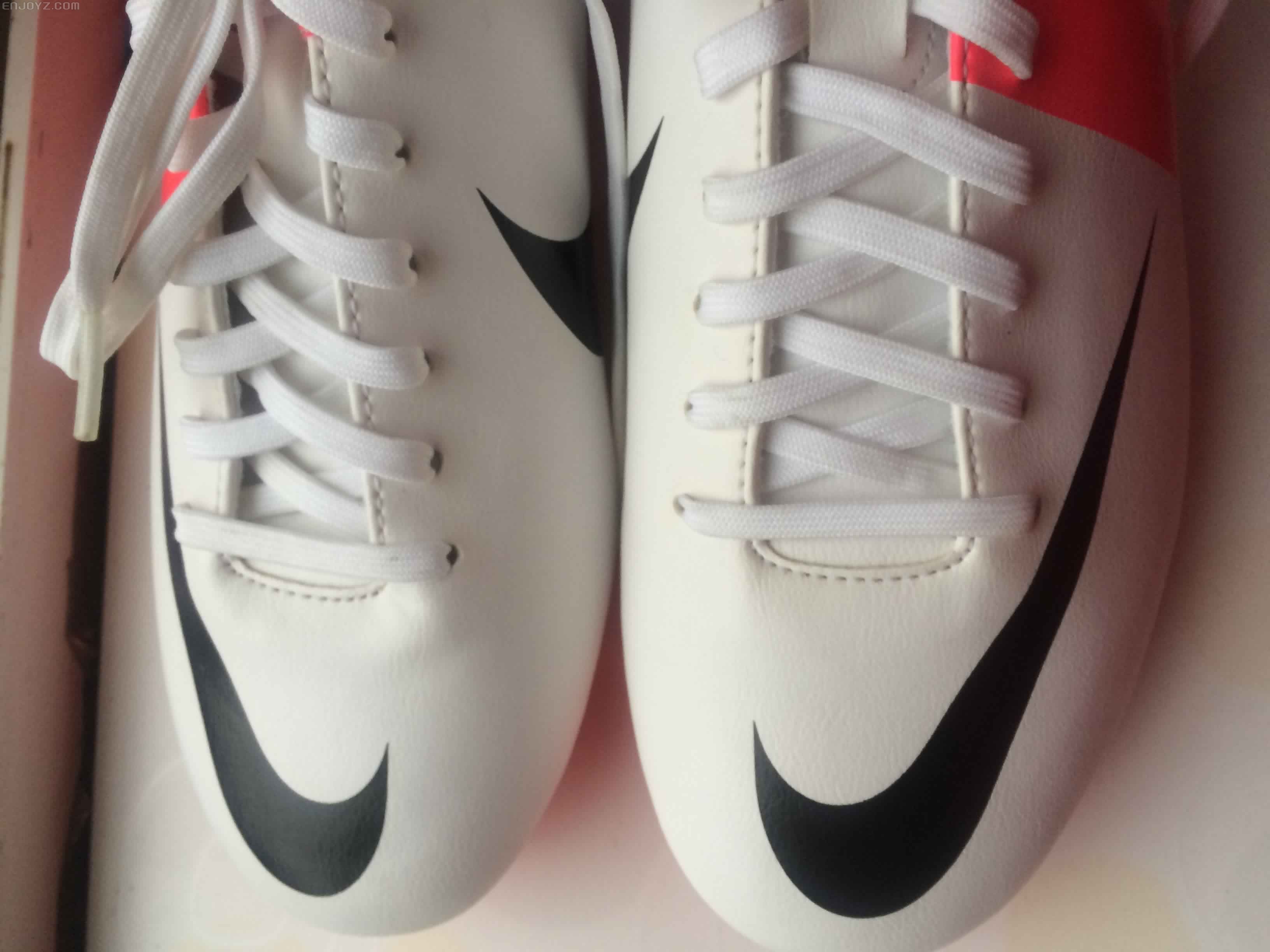 白菜价出售一双全新的耐克刺客8代欧洲杯配色