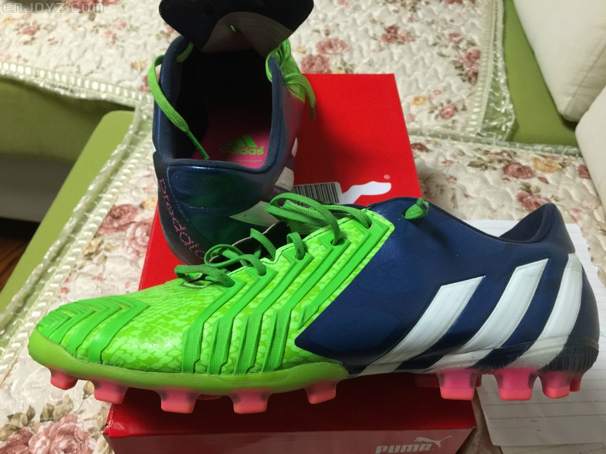 亏本出adidaspredatorinstinct猎鹰14顶级ag足球鞋