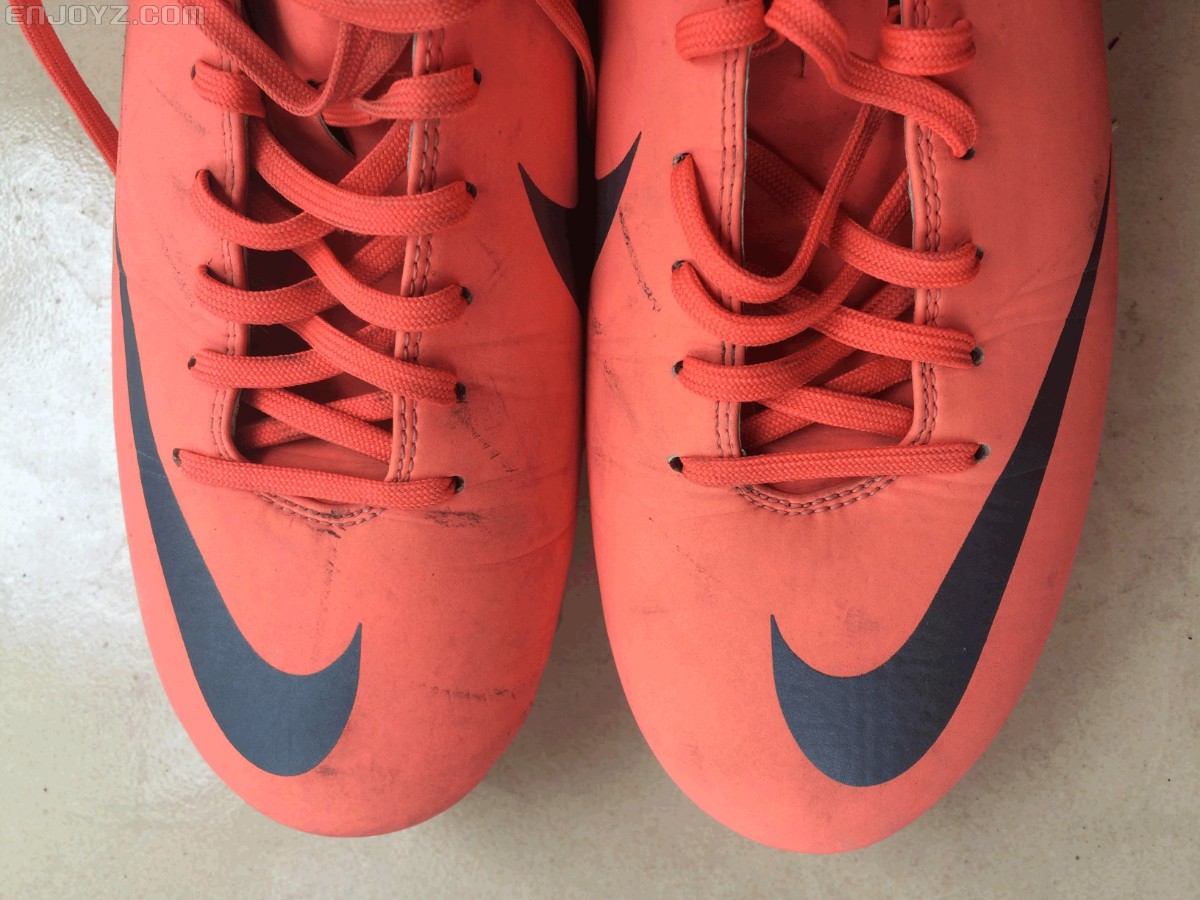 280元包邮出一双耐克顶级刺客8代,骚红配色