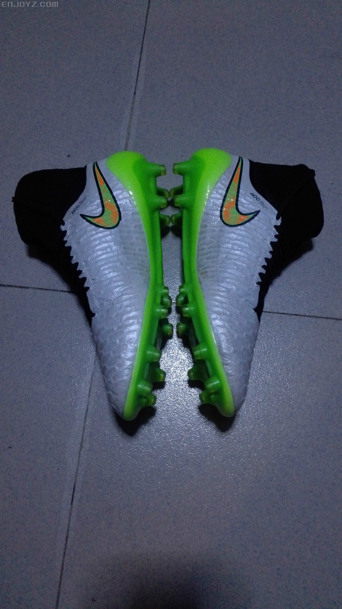 耐克鬼牌1顶级fg nike magista obra fg 41码jp260,锋芒配色