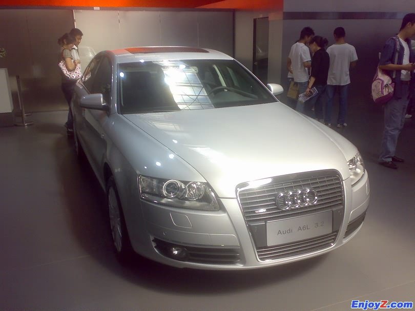 Audi A6 L32