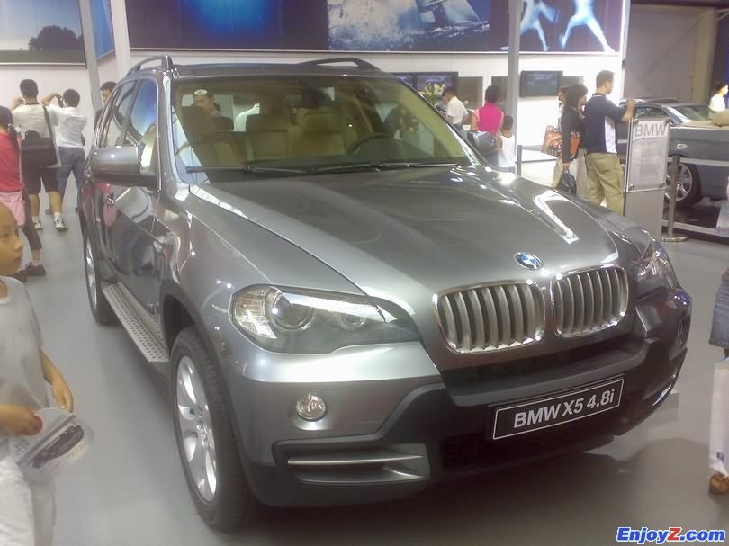 BMW X5 4.8i