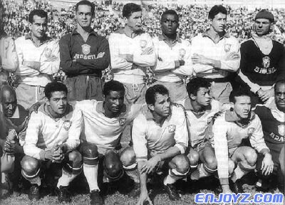 1962：巴西国家队在UMBRO赞助下再夺世界杯冠军