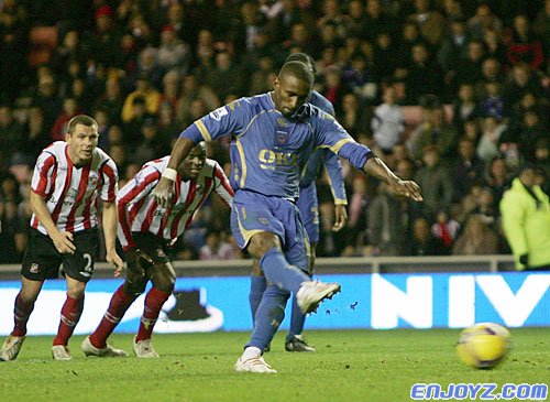 defoe-500.jpg