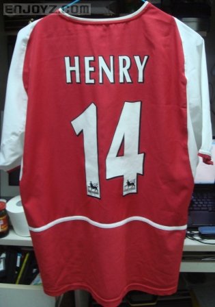 11arsenal 02-04 home 2henry14