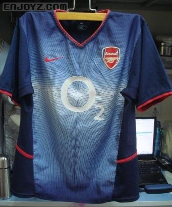 14arsenal 02-03 away 1Ljungberg8.JPG