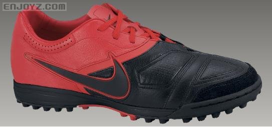 http://store.nike.com/index.jsp?country=GB&amp;lang_locale=en_GB&amp;l=shop,pdp,ctr-inline/