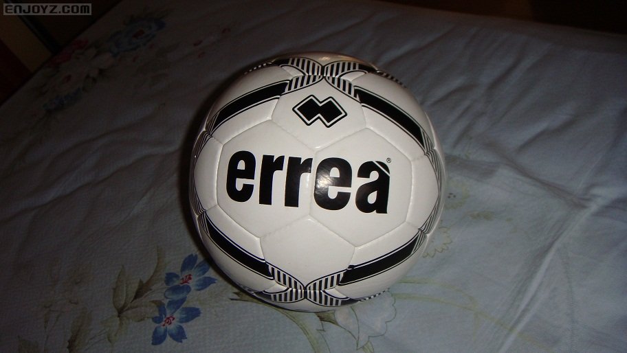 errea3.JPG