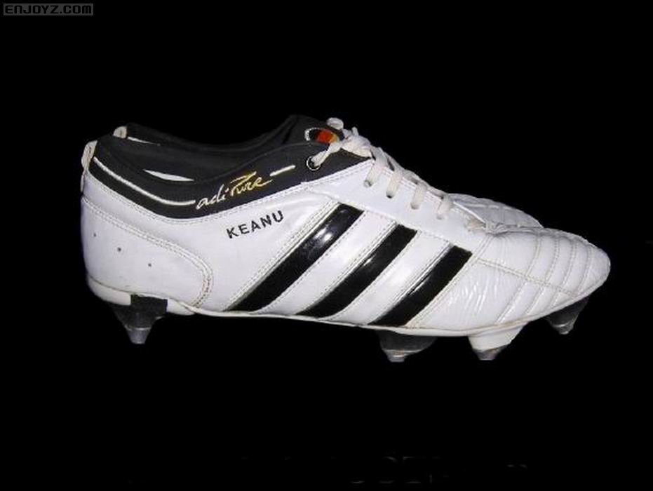 jermaine_jones_match_worn_boots_1.jpg