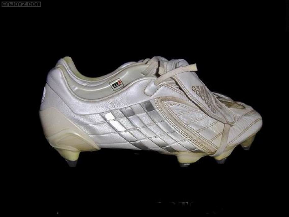 davide_calla_match_worn_boots_1.jpg