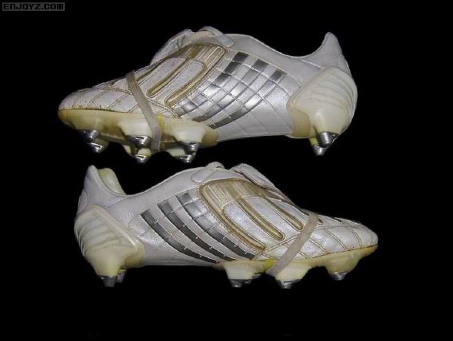 davide_calla_match_worn_boots_5.jpg