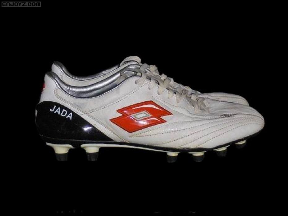 调整大小 glen_johnson_match_worn_boots_1.jpg