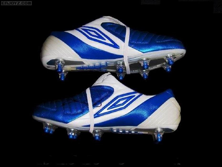 调整大小 john_terry_match_worn_boots_5.jpg