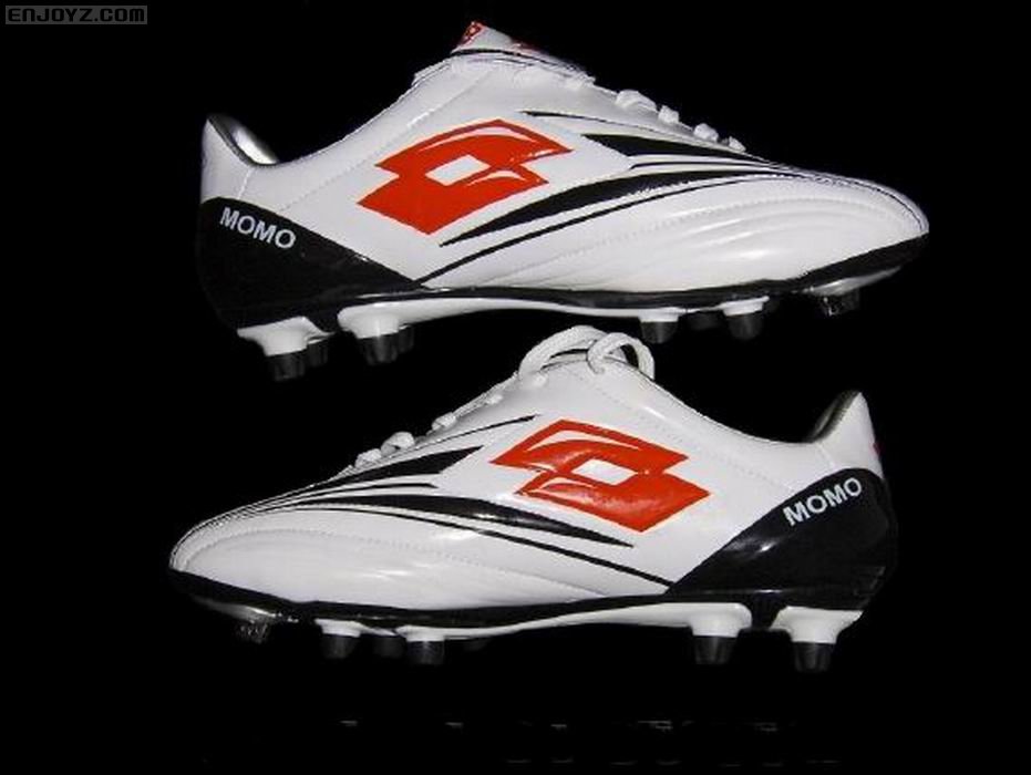 调整大小 mohamed_sissoko_match_worn_boots_5.jpg