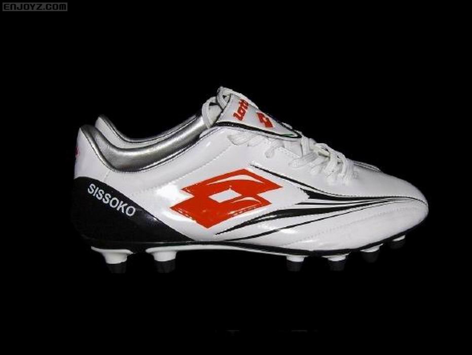 调整大小 mohamed_sissoko_match_worn_boots_1.jpg