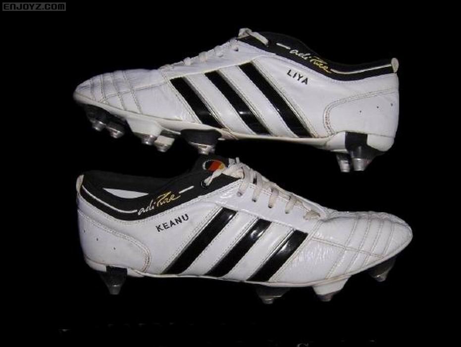 jermaine_jones_match_worn_boots_4.jpg