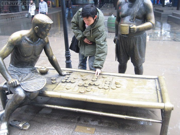 xiao下棋.jpg