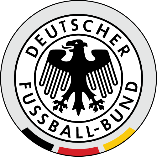 祝德国足球队在南非世界杯取得好成绩发最近凑齐的一套训练装但是有个
