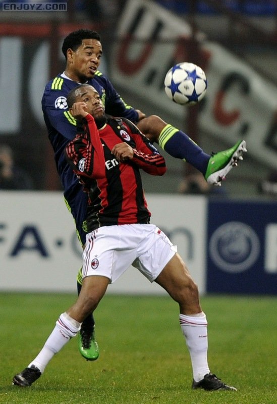 9ed92c5f75d132e099d775d39eecfa86-getty-fbl-eur-c1-ac_milan-ajax.jpg