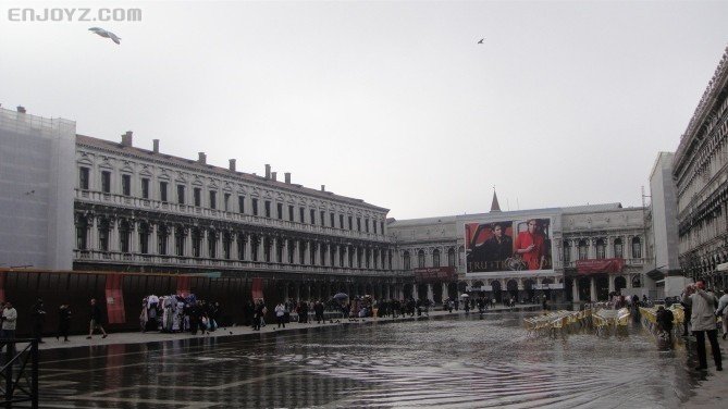 每天午后海水都会涨潮淹没圣马可广场