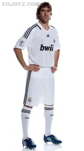 08realmadridhome2.jpg