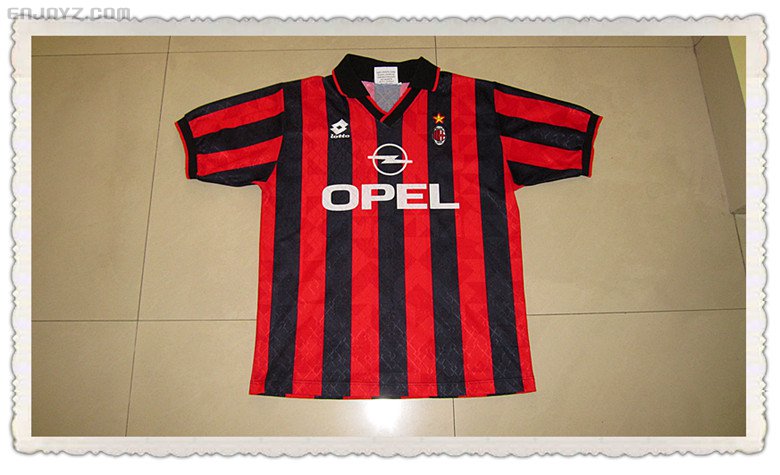 95-96的米兰主场回家了_球衣装备综合讨论_enjoyz足球装备论坛