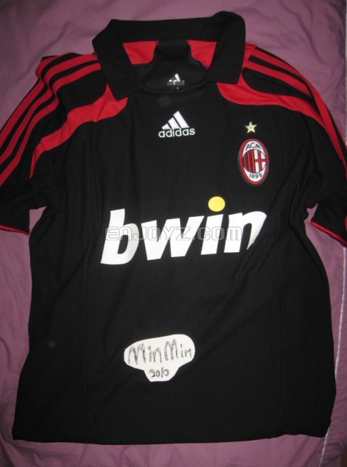 ac米兰0708第2客场因扎吉球衣2.jpg