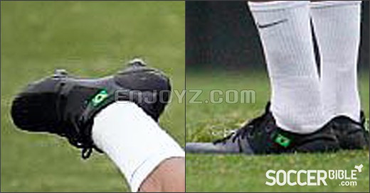 Neymar-Mercurial-Black-Out-Img7.jpg