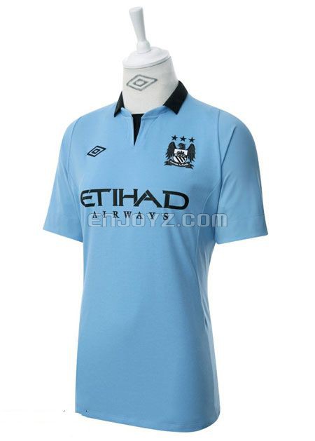 12mancityhome3.jpg