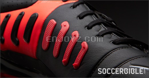 Nike_CTR360_III_Red_Tech5.jpg