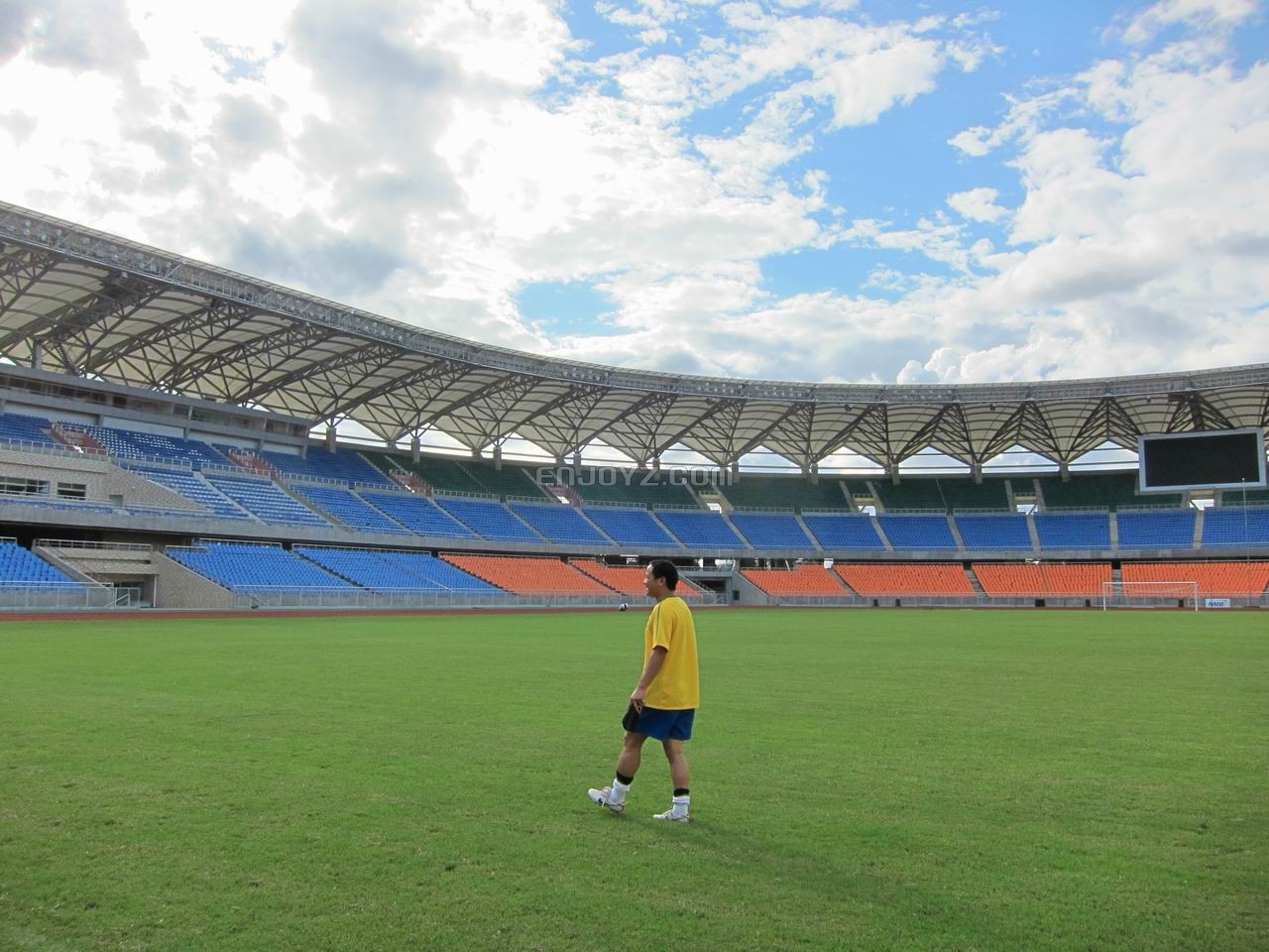 坦桑尼亚国家体育场