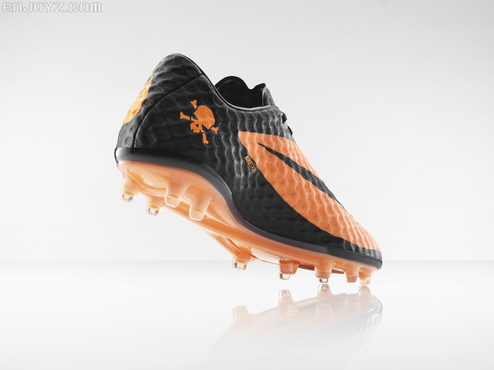 Nike_Hypervenom_HeelUp_original.jpg